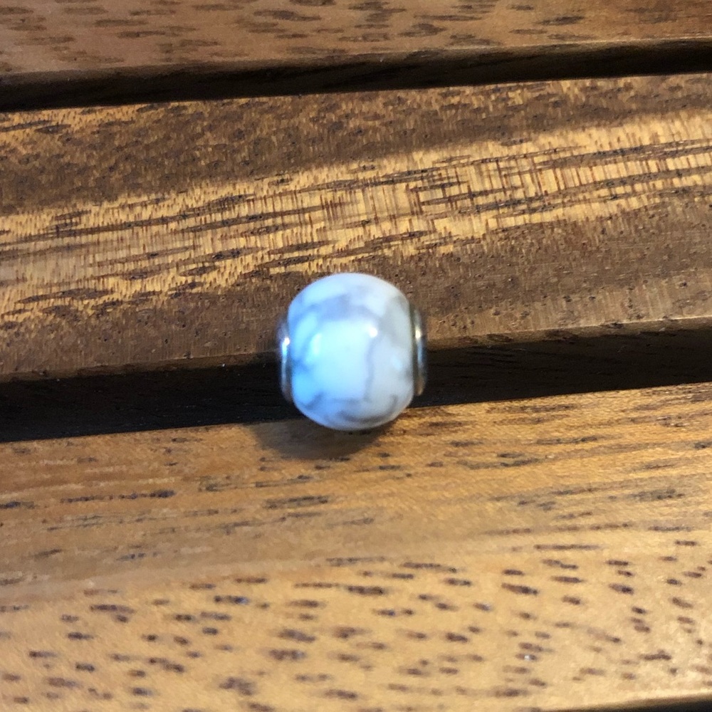 PANDORA Essence “Positivity” Charm